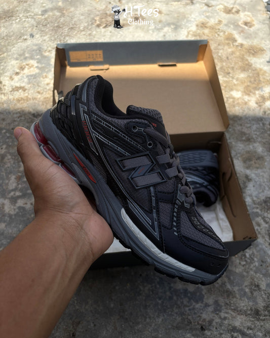 New Balance 1906U Black Grey Red