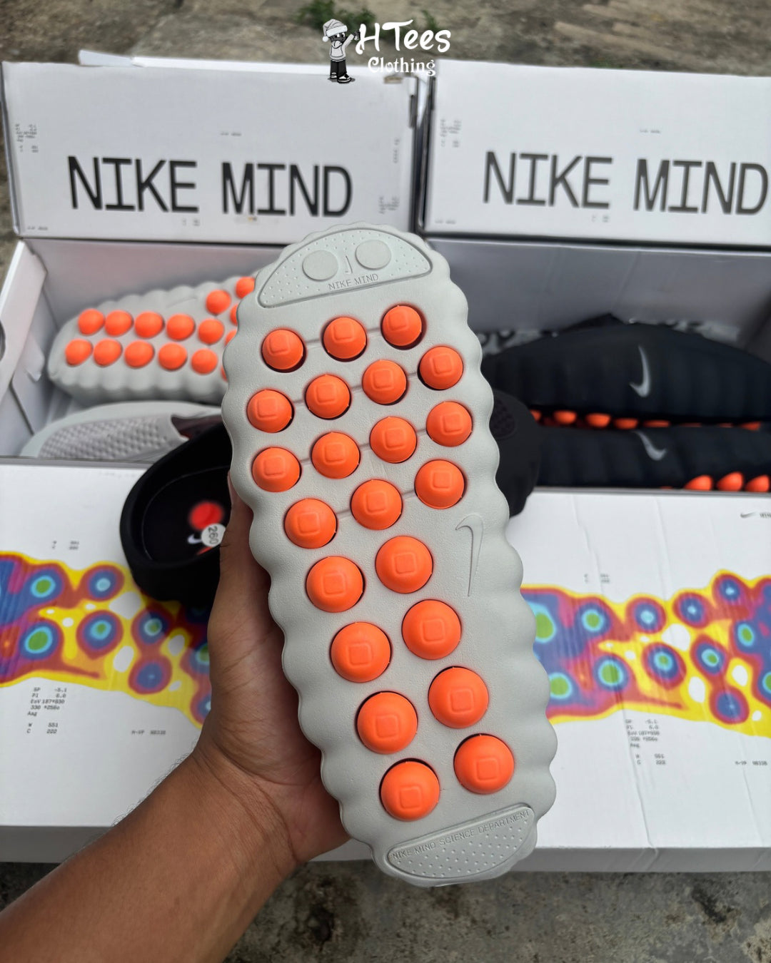 Smoke Grey Nike Mind 001