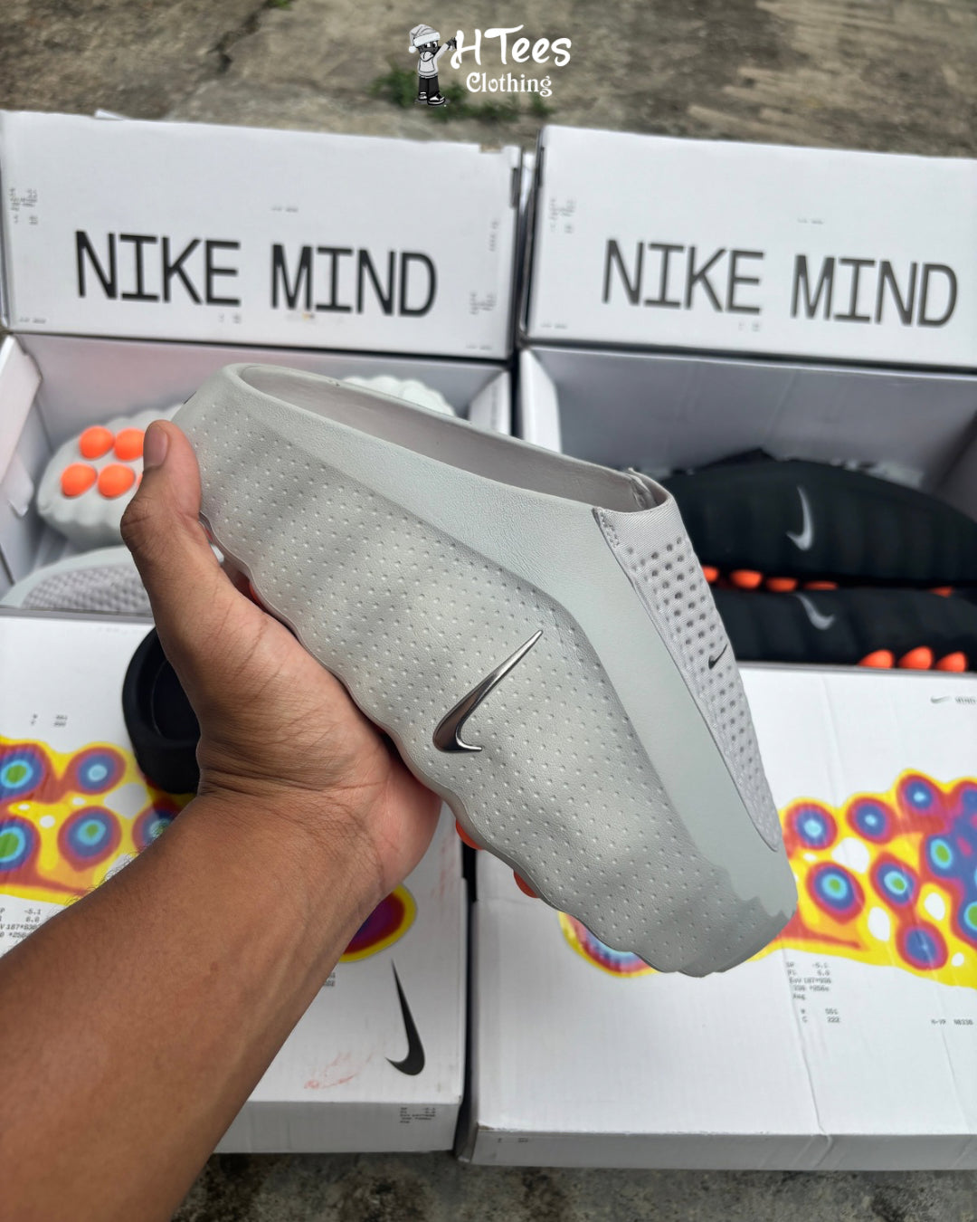 Smoke Grey Nike Mind 001
