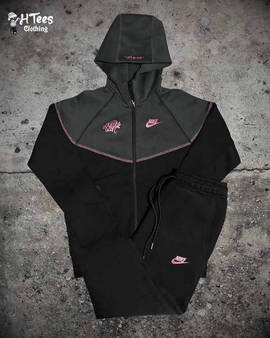 Black/Grey Syntah Nike Tech