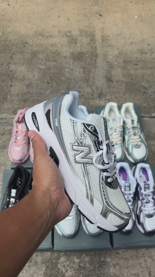 New Balance 740 White/Silver
